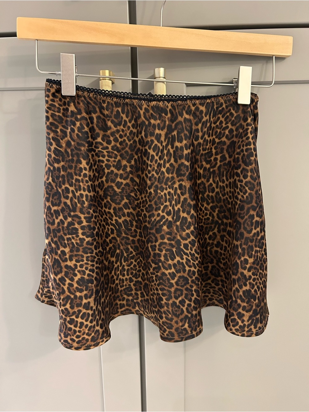 🤎 NWT! GAP Kids Leopard Print Silky Short Skirt in Brown and Black
